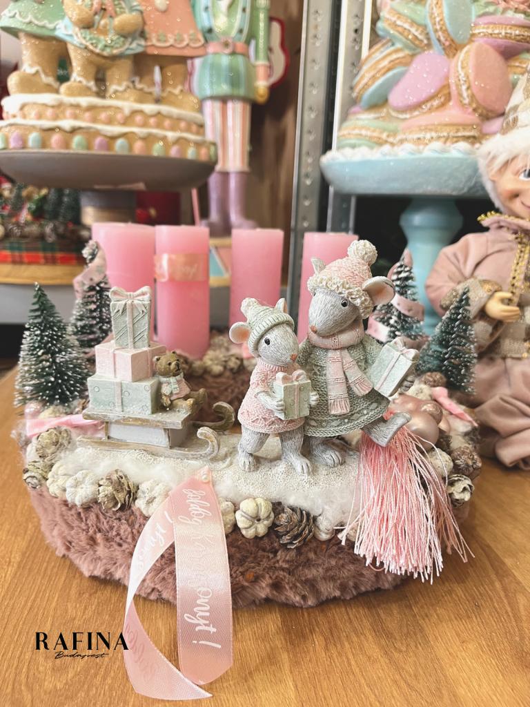 Adventi koszorú egérpárral és szánkóval, pasztell rózsaszín, 28cm 1