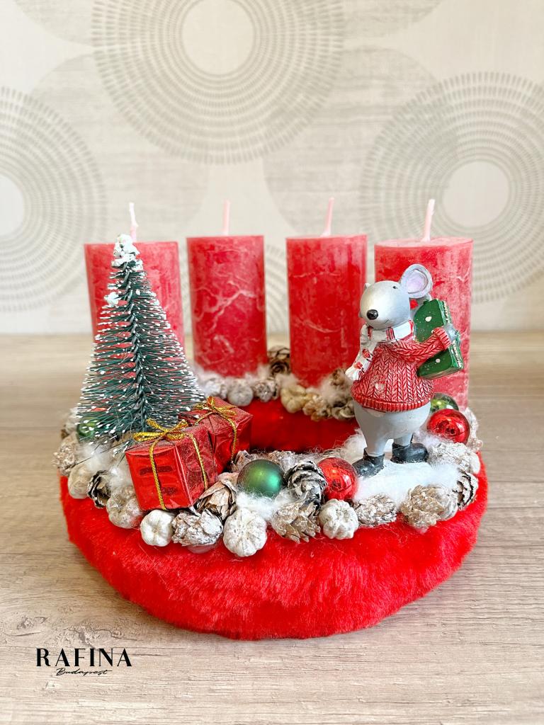 Adventi koszorú egérrel, piros színű 1