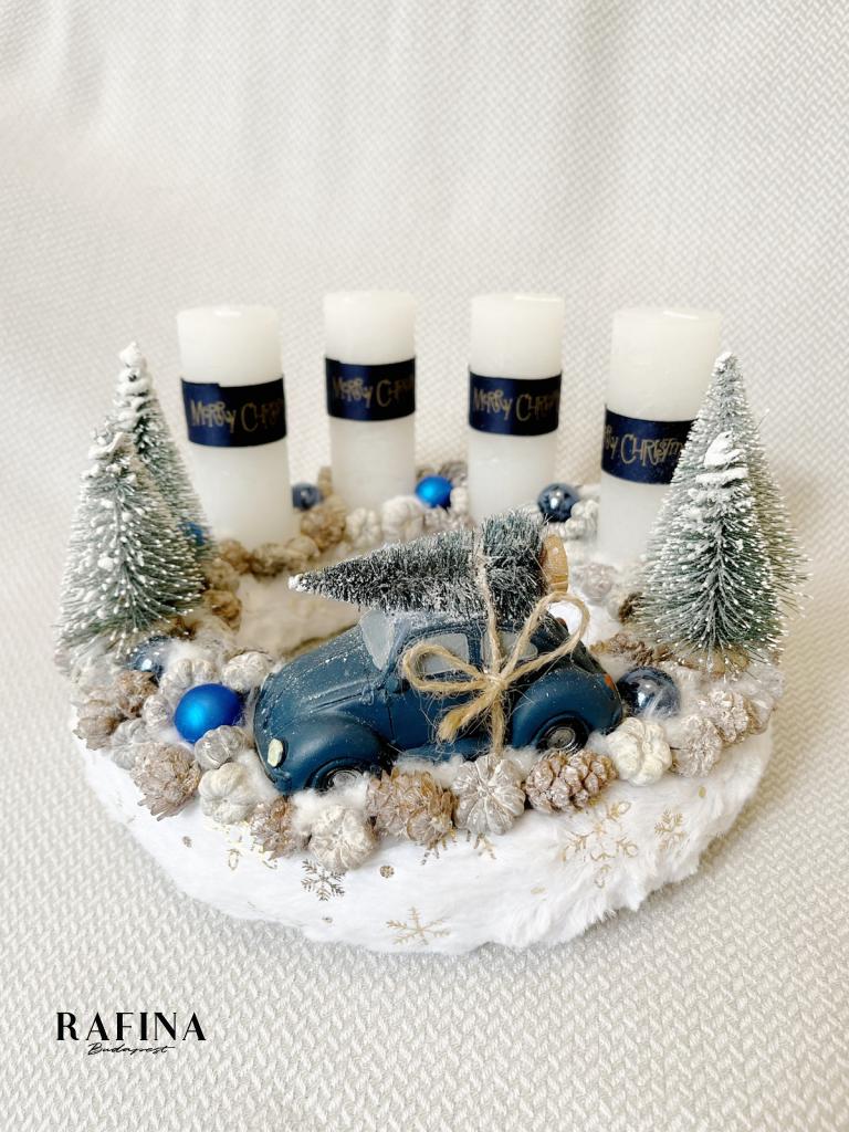 Adventi koszorú autóval, kék-arany-fehér színű 1