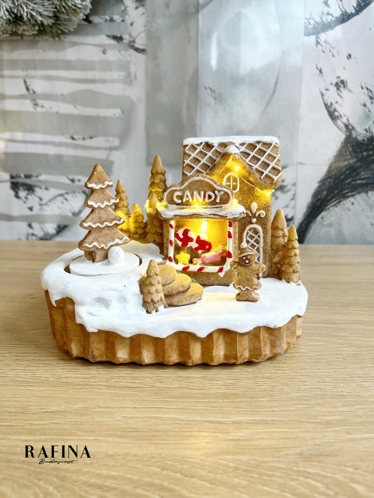 Mézeskalács cukorka bolt mozgó fenyővel 16x10x15cm világítós 1