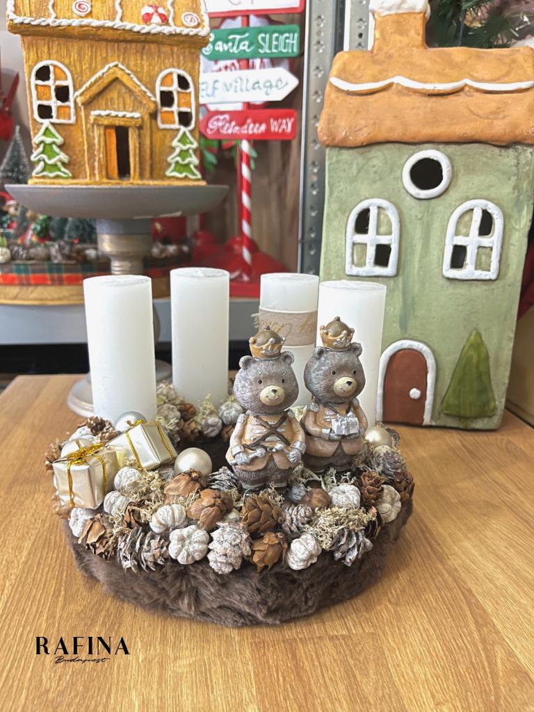 Adventi koszorú maci királyi párral, barna-fehér, 24cm 1