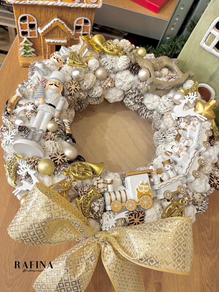 Adventi kopogtató diótörővel és vonattal, fehér-arany, 34cm 1