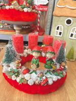 Adventi koszorú manókkal, piros-zöld, 28cm 3